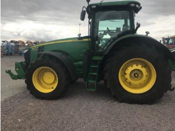 Колёсный трактор John Deere 8370R