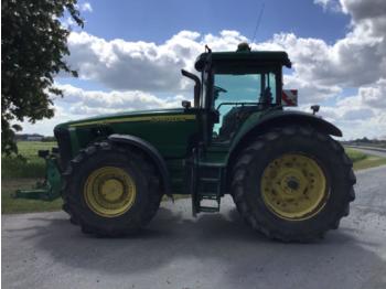 Колёсный трактор John Deere 8420