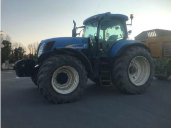 Колёсный трактор New Holland T7030