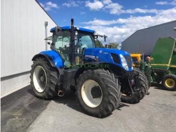 Колёсный трактор New Holland T7.250