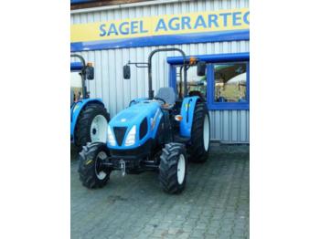 Колёсный трактор New Holland TD3.50 4WD TMR