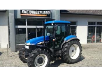 Колёсный трактор New Holland TD 80