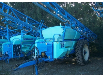 Berthoud RACER 3200L - Прицепной опрыскиватель