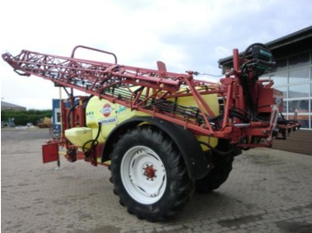 Hardi Commander 4200 plus - Прицепной опрыскиватель