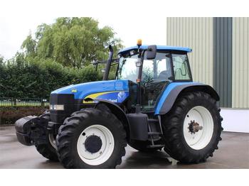 Сельскохозяйственный трактор New Holland TM175