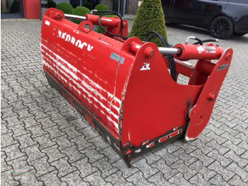 Redrock Telegator 180-100 - Техника для силоса