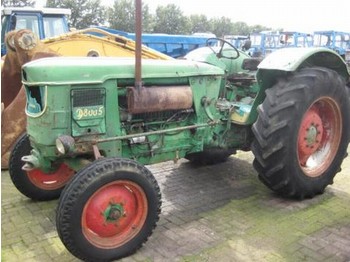 Deutz 8005 - Трактор