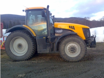 JCB 7230 - Трактор