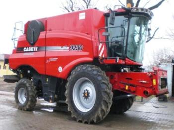 Зерноуборочный комбайн Case-IH AF 9230