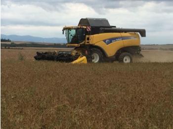 Зерноуборочный комбайн New Holland CX 8050 HD SL