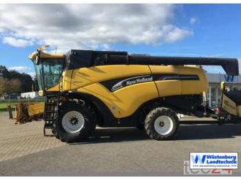 Зерноуборочный комбайн New Holland CX 880