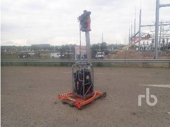 Коленчатый подъемник JLG LIFTPOD FS80 Electric Vertical Manlift: фото 1