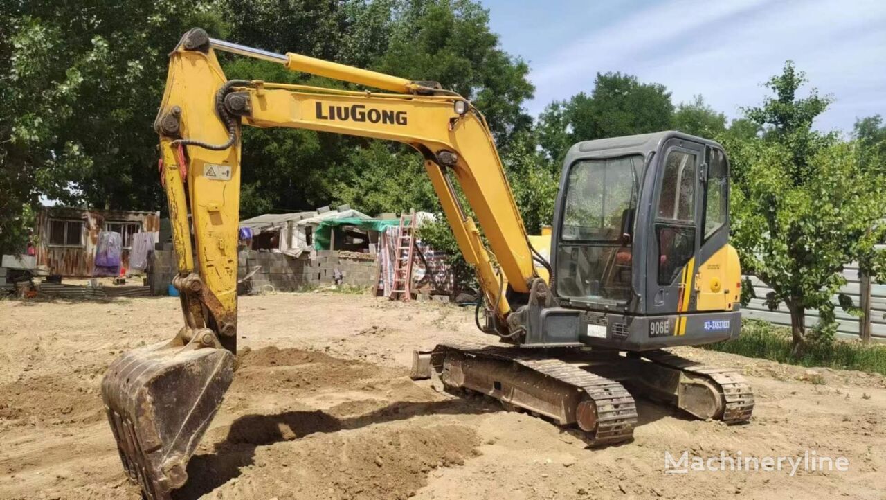 Гусеничный экскаватор LIUGONG CLG 906E Chinese hydraulic excavator 6 tons: фото 3