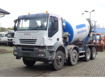 Бетономешалка Iveco Trakker 360 8x4 / Mischer 9m³ / Klima