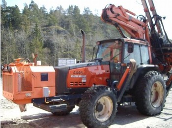 Tamrock Trimmer 200PB + Valtra 8150 - Буровая машина
