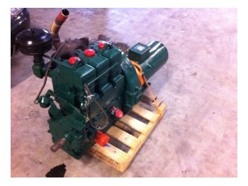 Lister Petter 3 cyl - 12,5 kVA | DPX-1220 - Электрогенератор