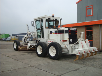 Грейдер CATERPILLAR 120H ( CE Machine )
