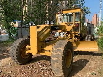 Грейдер CATERPILLAR 140H