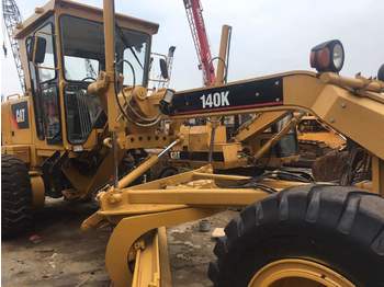 Грейдер CATERPILLAR 140K