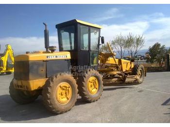 John Deere JD 570 A - Грейдер