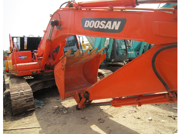 Гусеничный экскаватор DOOSAN DH225LC-9