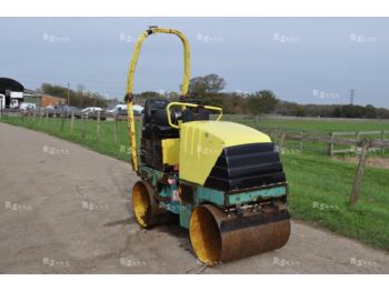 Каток тротуарный AMMANN AV12-2