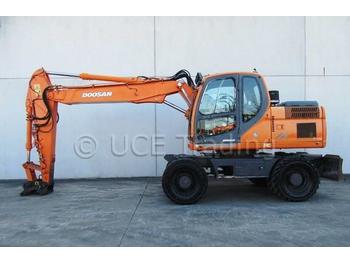 Колёсный экскаватор Doosan DX170W
