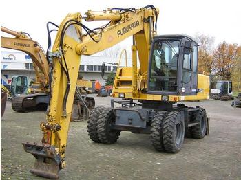 FURUKAWA W735LS - Колёсный экскаватор