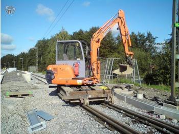 Hitachi EX35 - Колёсный экскаватор
