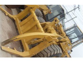 Колёсный погрузчик Caterpillar 936E
