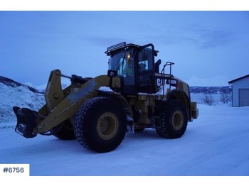 Колёсный погрузчик Caterpillar 950M