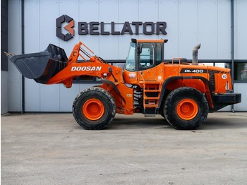 Колёсный погрузчик DOOSAN DL 400