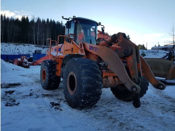 Колёсный погрузчик HITACHI W270