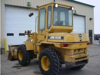 John Deere 244E - Колёсный погрузчик