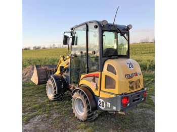 Mustang AL300 - Колёсный погрузчик