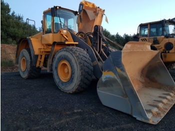 Колёсный погрузчик VOLVO L150E