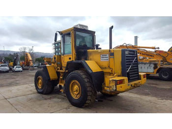 Колёсный погрузчик VOLVO L90C