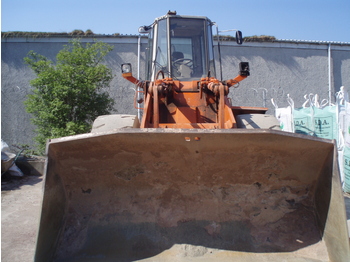 fiet hitachi fr130 - Колёсный погрузчик