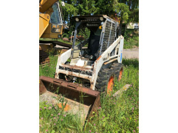 Мини-экскаватор Bobcat 743