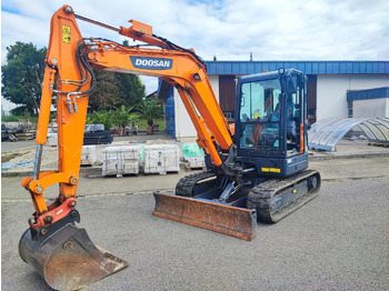 Develon-Doosan DX63-3 - Мини-экскаватор