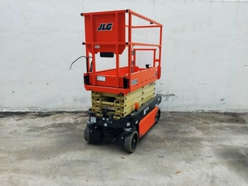 Ножничный подъемник JLG 1932R