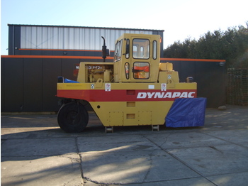 Пневмоколесный каток DYNAPAC CP22