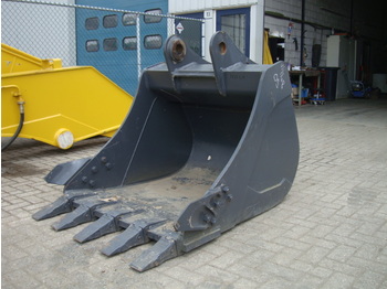 DAEWOO 225 - Строительное оборудование