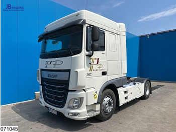 Тягач DAF XF 106 510