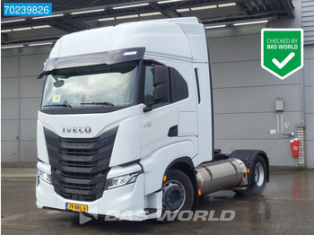 Тягач IVECO S-WAY