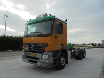 Грузовик-шасси MERCEDES-BENZ Actros 2636