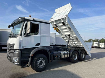 Самосвал MERCEDES-BENZ Arocs