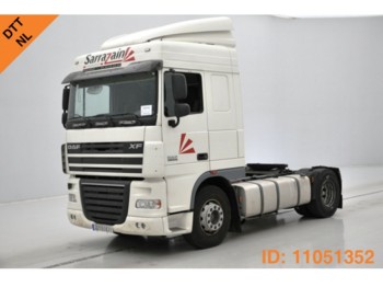 Тягач DAF XF 105.410 Spacecab