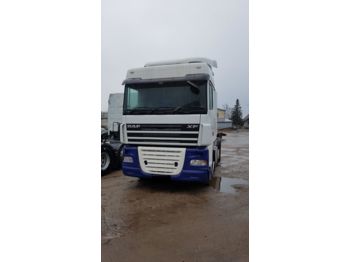 Тягач DAF XF 105 460: фото 1