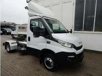 Тягач IVECO DAILY 50-210 BE vontató